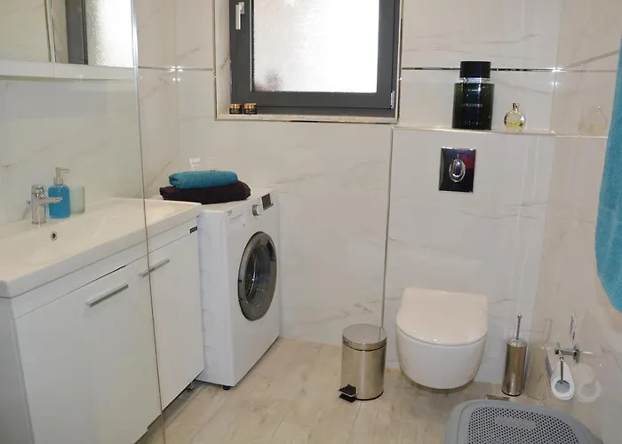 Pegasus Sea View Luxury Βρασνά