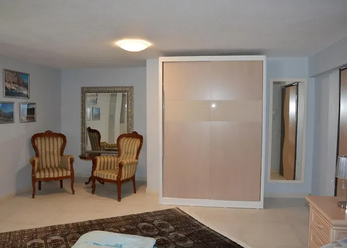 Pegasus Sea View Luxury Βρασνά