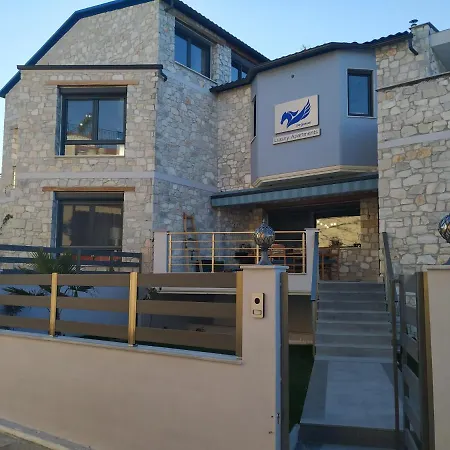 Pegasus Sea View Luxury Apartment *