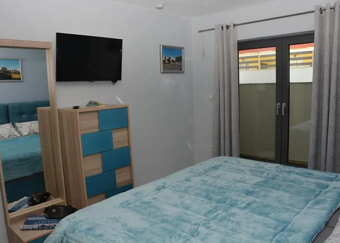 Pegasus Sea View Luxury 아파트 Vrasná